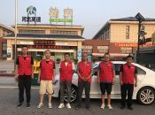 进德公益首批家电维修义工师傅在涿州西城坊村进场维修