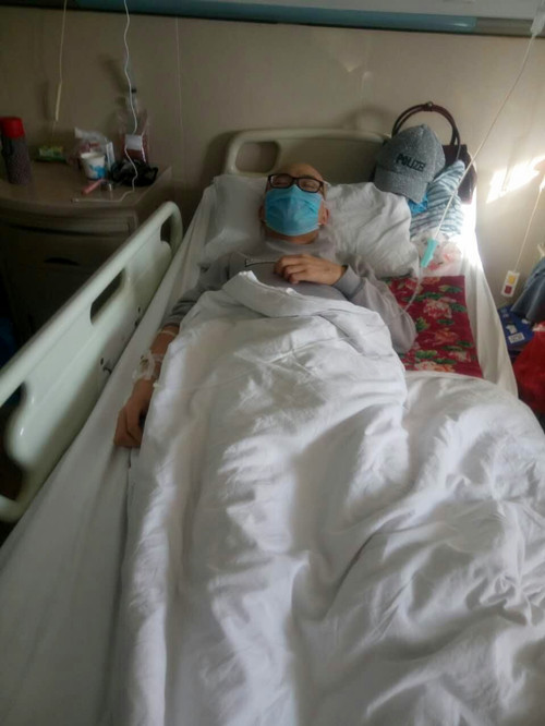 17岁白血病男孩的心愿:好好度过人生,考上大学,报答恩人